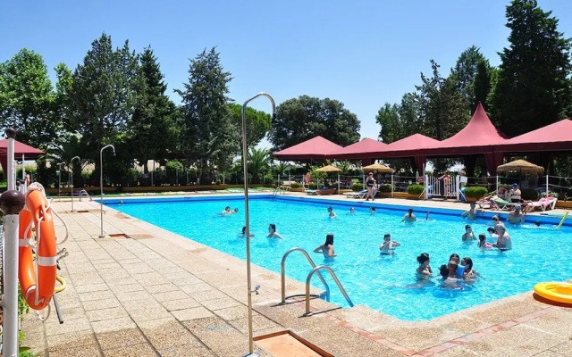 Hotel Orellana Perdiz
