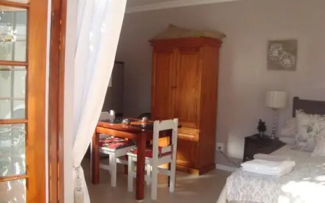 Dis Cottage