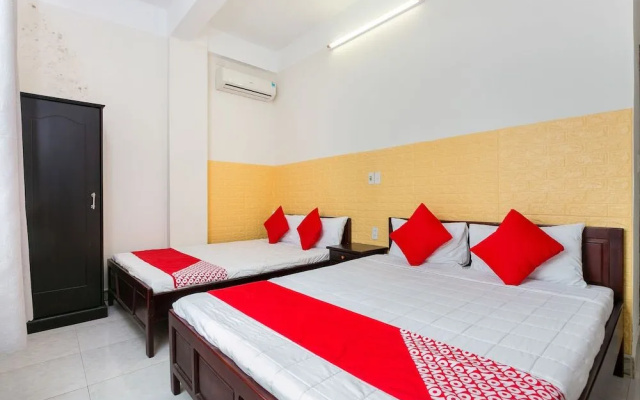 OYO 117 Gina Hotel