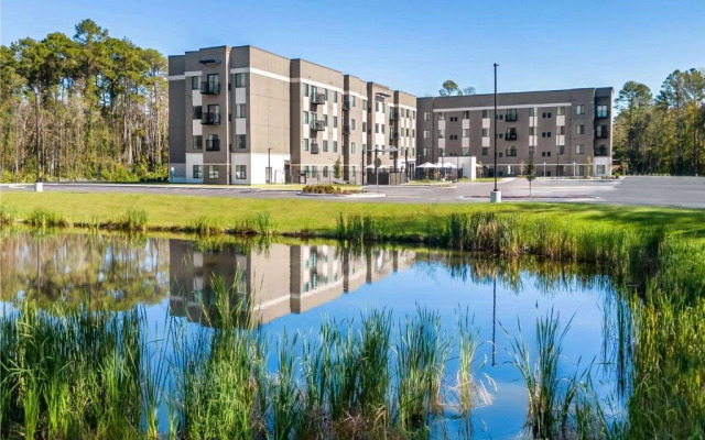 WaterWalk Extended Stay Jacksonville Deerwood Pk
