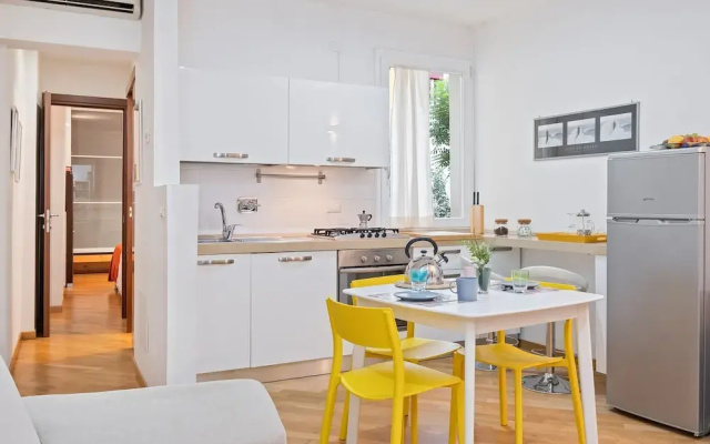 Pratello Luminous & Cozy Apartment in Centro