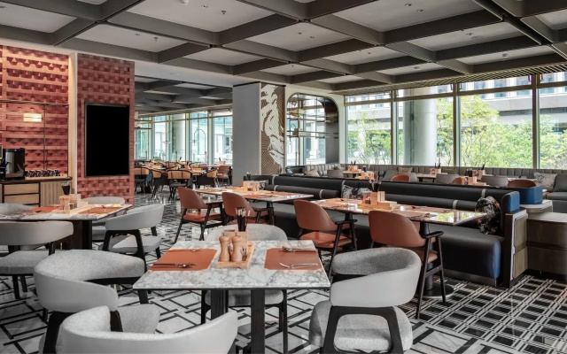 HUALUXE Chongqing Science Hall by IHG
