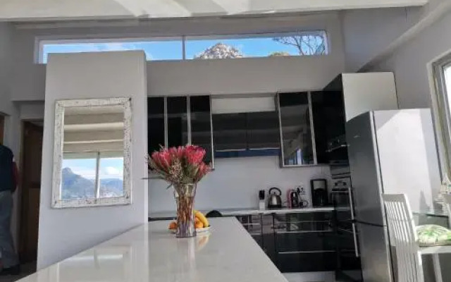 Mountain & Sea Apartments