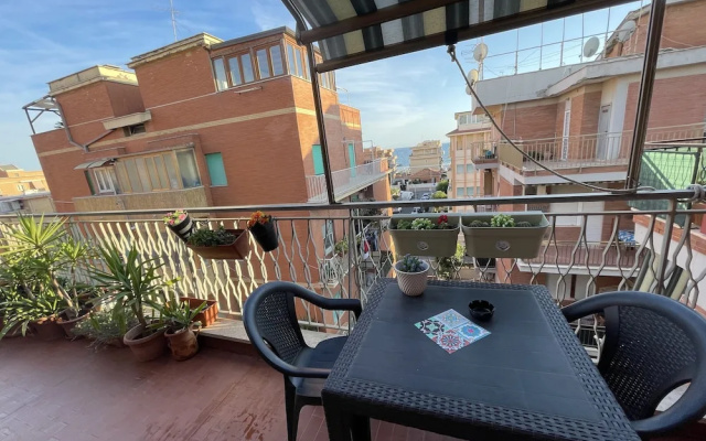 Penthouse 2-bed Apartment in Lido di Ostia