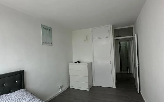 Lovely 3-bed Apartment in London