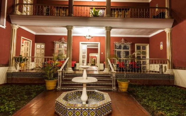 Hotel Colonial