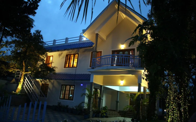 4 Bedroom Villa With Balcony Mountain View