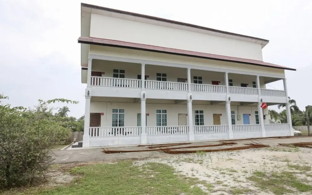 OYO 90135 Saujana Villa Cherok Paloh
