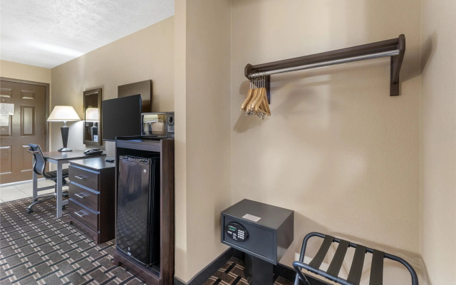 SureStay Hotel by Best Western Summersville