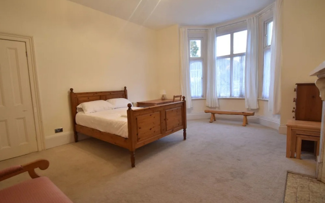Charming Holiday Home in Leamington Spa Near Jephson Garden