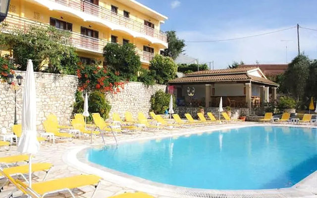Nikiforos Apartments