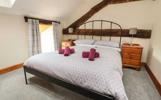 Ingleborough Barn