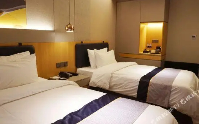 Home Inn Selected