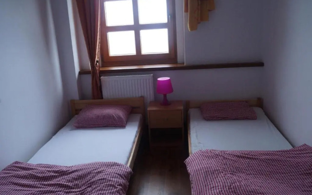 Schronisko PTTK Hala Szrenicka