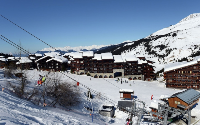 Slopeside Stay in Meribel