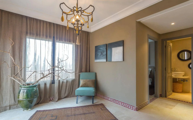 Malaya Suites & Villas