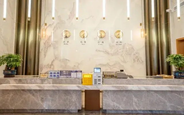 Platinum Hotel
