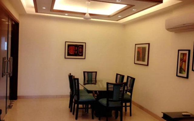 Woodpecker Service Apartments - Green Park