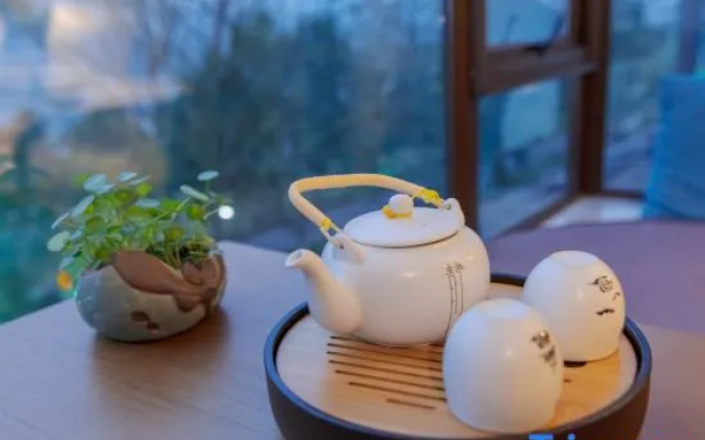 Sanjiangyue Holiday Hotel