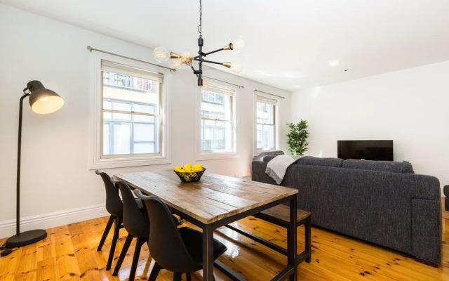 AERIN, 2BDR Melbourne Apartment