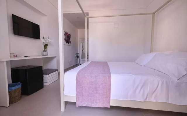 Villa Giardini Luxury Room
