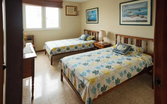 Apartment - Sleeps & Free Parking