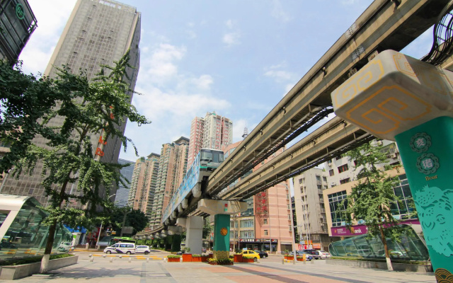 Hanting Hotel Chongqing Yangjiaping Pedestrian Street MixC