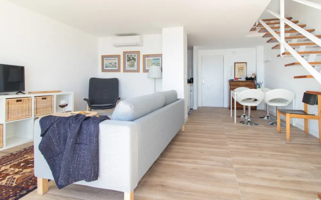Sea View Sunny Duplex