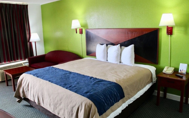 Studio 6 Suites Perry, GA