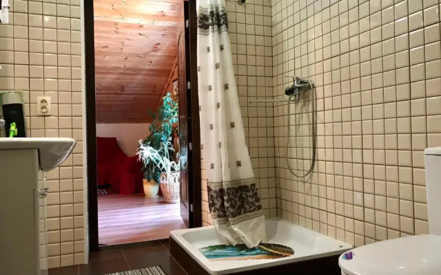 Guesthouse Konny Dvor Loschinino