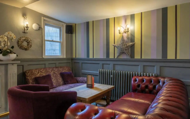 Alston House Hotel