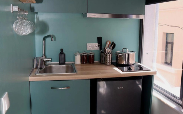 Central urban studio B