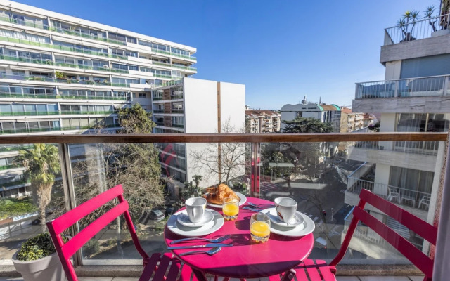 Duplex 2 Chambres -balcon-parking- Carnota2b269