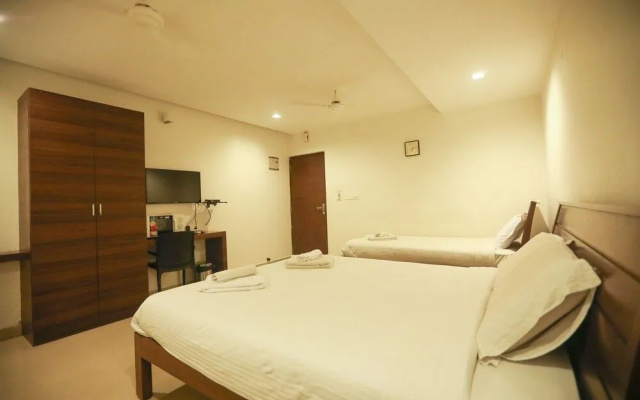 ULO Aravindar Residency