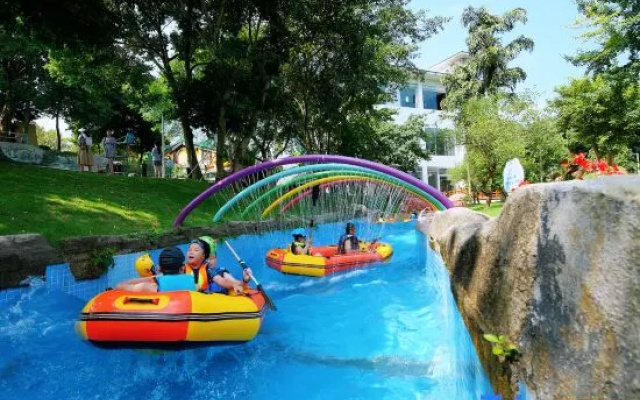 Emei Mountain Hot Spring Hotel