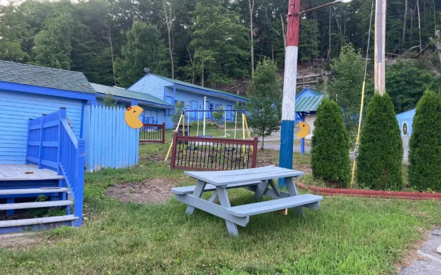 Hillside Motel