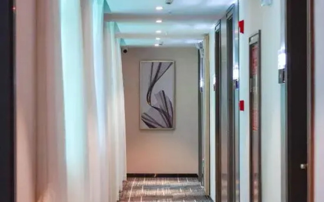 Southern City Hotel