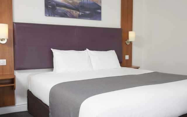 Premier Inn Basingstoke South