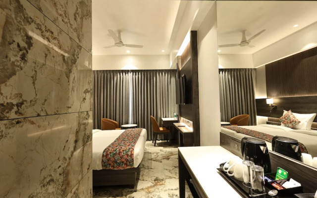 SiO Suites