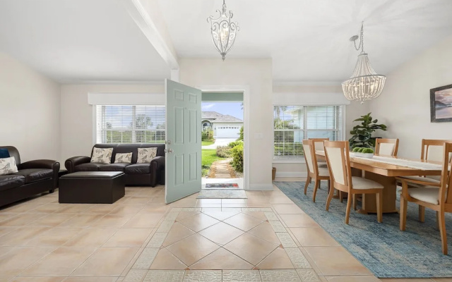 Complete Searenity by Distinctive Beach Rentals