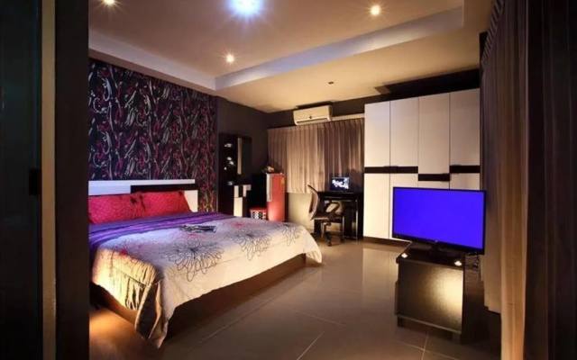 Lancome Plus Hotel