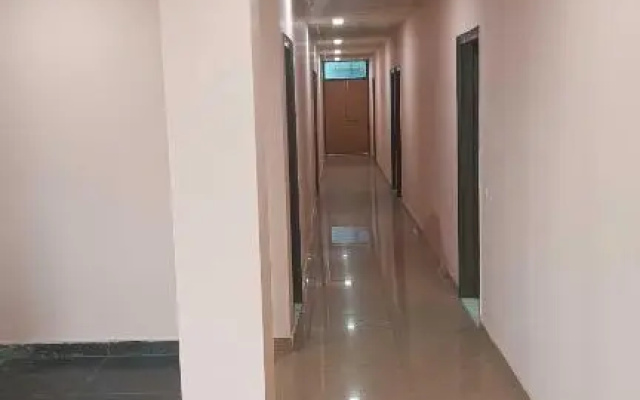 Oyo Hotel 701255 Hotel Noida Park