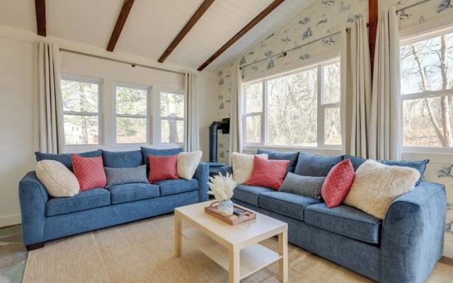Steps to Beaches & Main Street: Hyannis Retreat