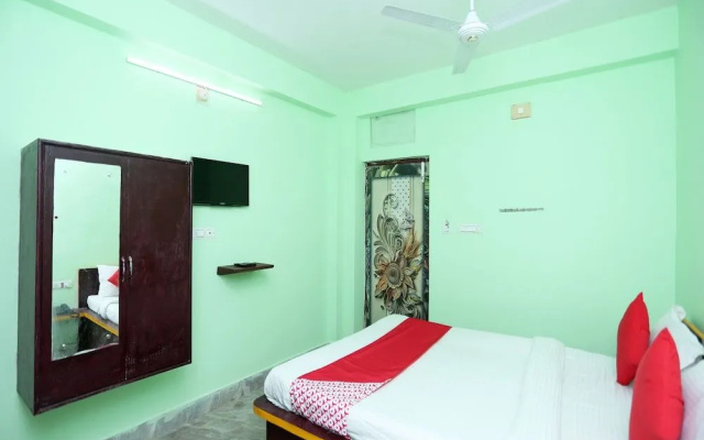 OYO 24642 Manorama Guest House