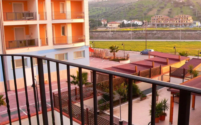 Trilocale Alba Adriatica a 500 M Dal Mare (Adults Only)