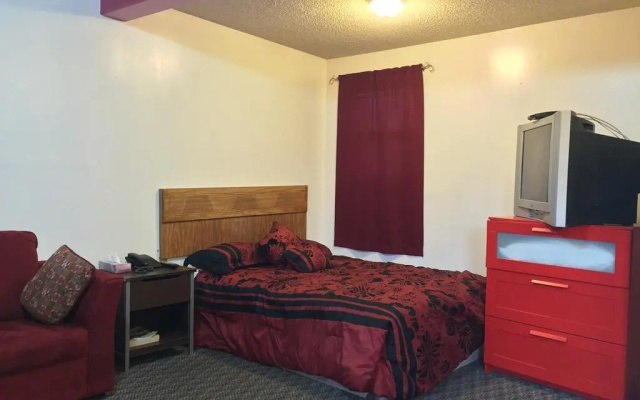 The Capri Motel