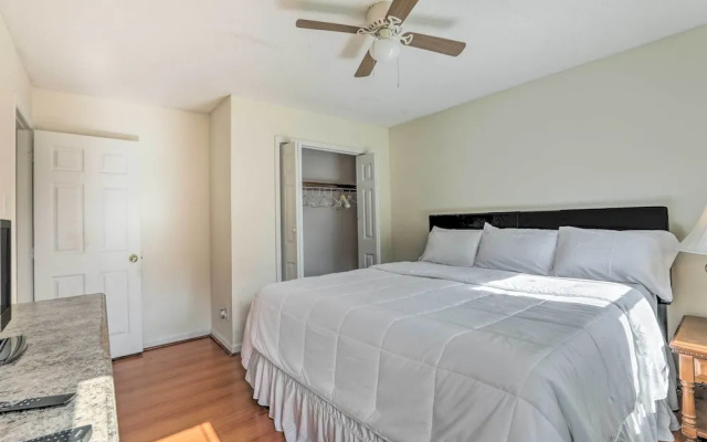 Pet-friendly House w/ Deck in Lawrenceville