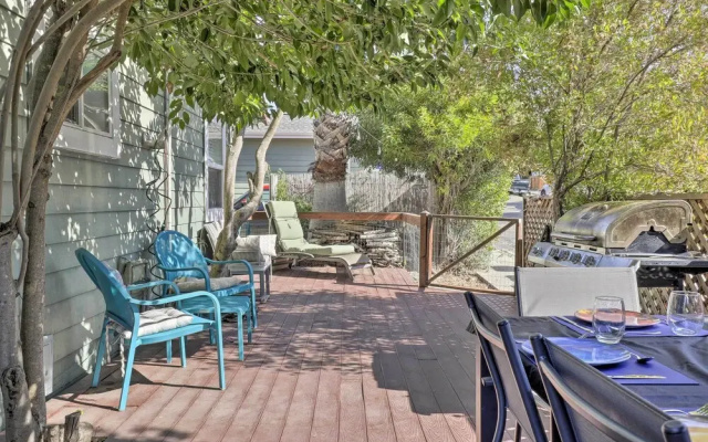 Peaceful Petaluma Getaway w/ Deck + Grill!
