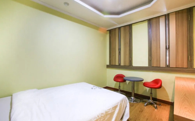 Internet Motel