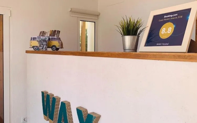 Wax Hostel & Apts